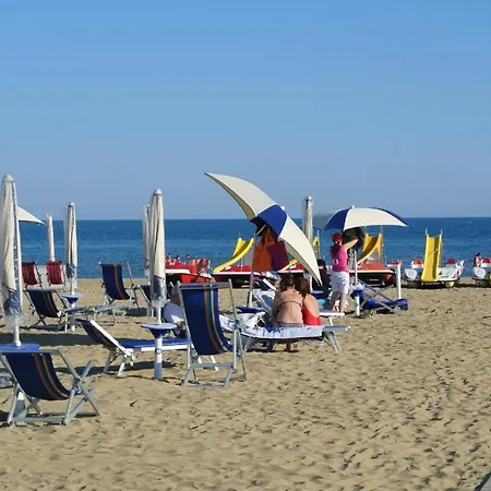 Fuer 6 Personen Ca 42 Qm In Bibione, Adriakueste Italien Und Umgebung - B62799 Bibione